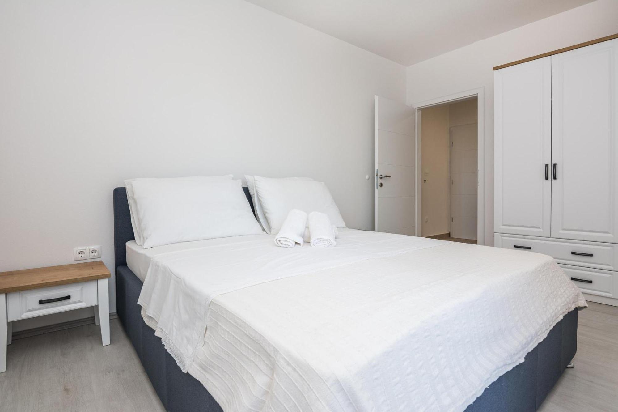 Pool Apartment Bakija 2 - Happy Rentals Pakoštane Zewnętrze zdjęcie